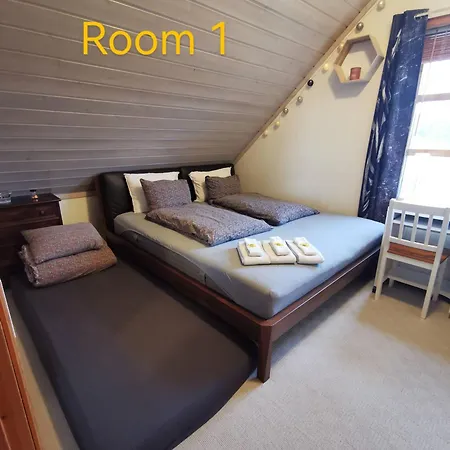 Bubbles Breakfast And * סאנדפיורד