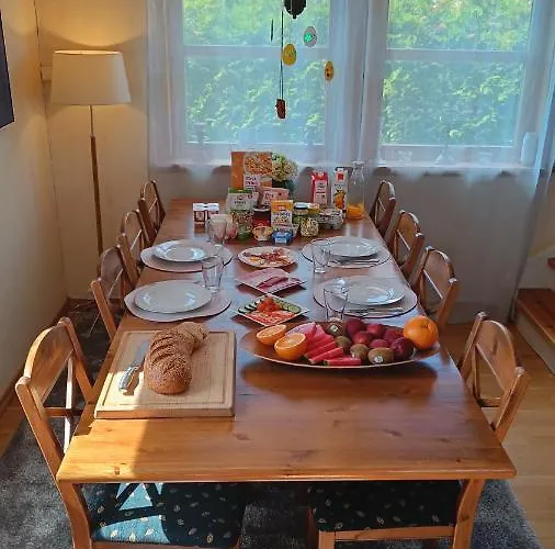 Bubbles Breakfast And Lägenhet *