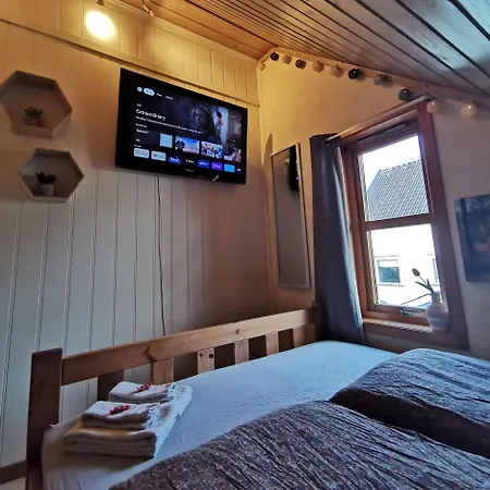 Apartment Bubbles Breakfast And Sandefjord