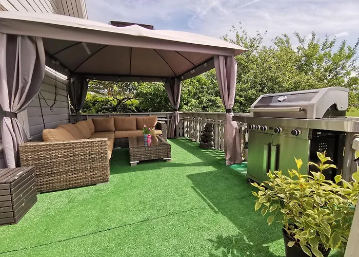 Bubbles Breakfast And *